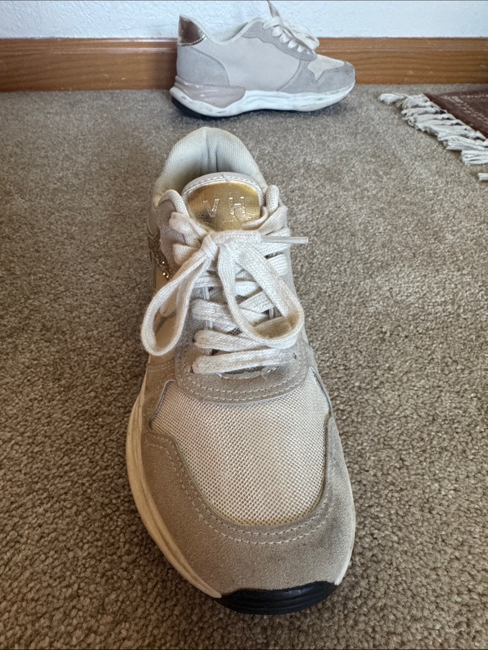 Vintage Havana Cream and Gold Lace-Up Sneakers - Picture 2 of 4